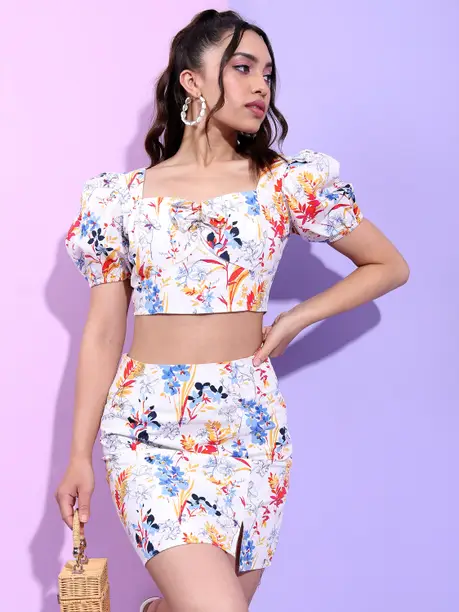 buy women’s embroidered stylish ethnic kurtis with dupatta